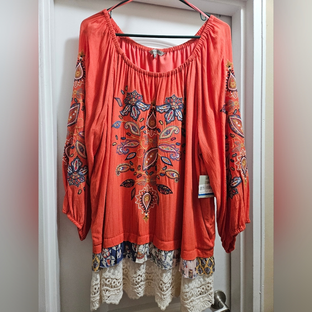 Women's casual shirt